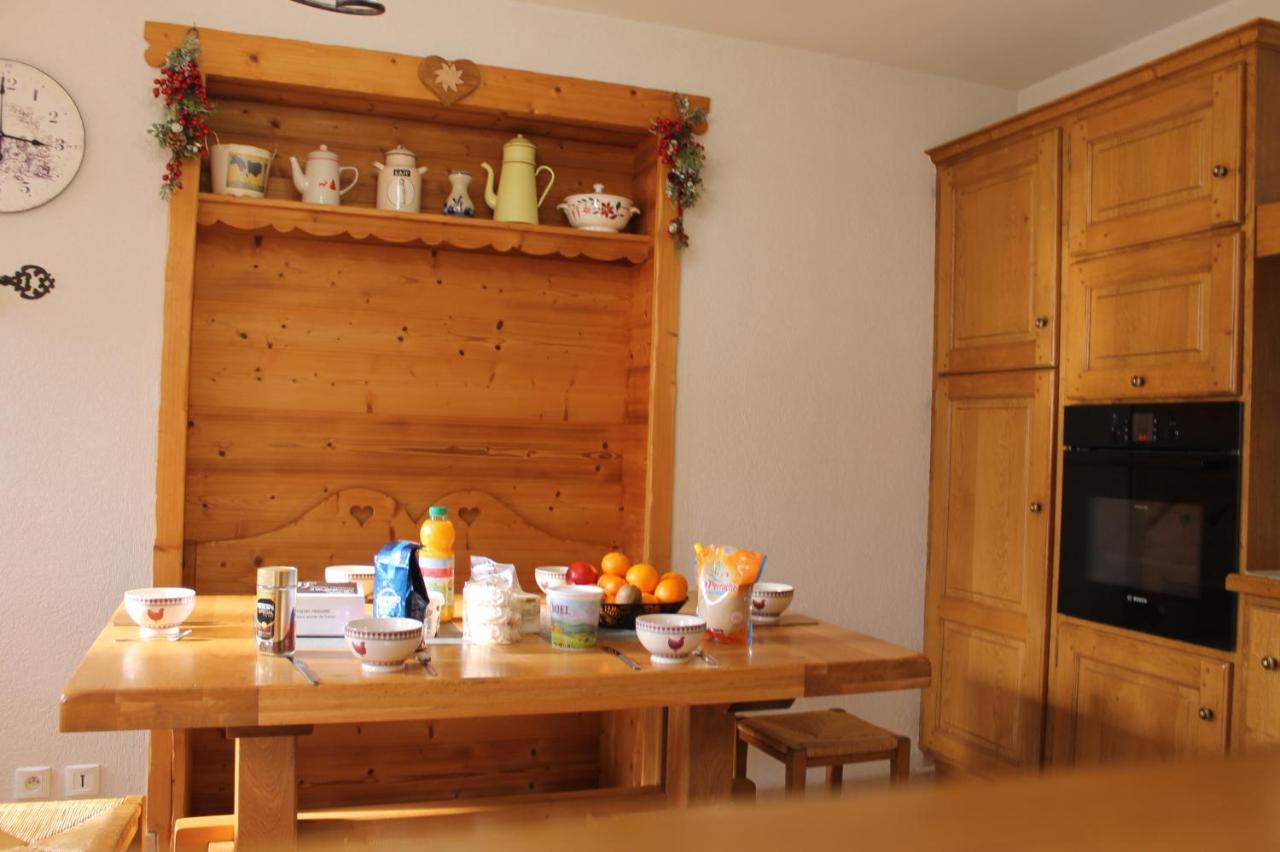 La Ferme De Sous-Lachat Samoëns Dış mekan fotoğraf