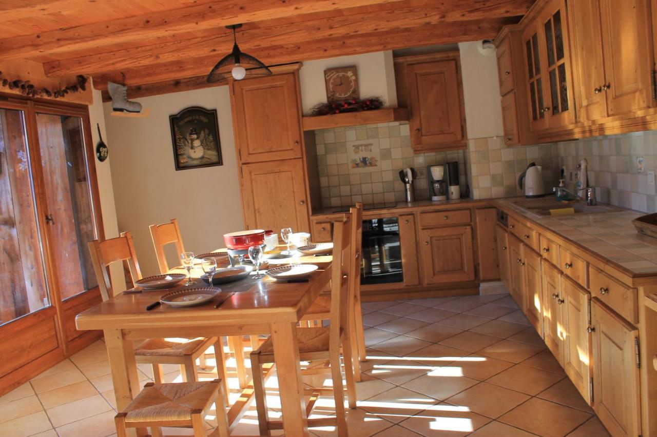 La Ferme De Sous-Lachat Samoëns Dış mekan fotoğraf